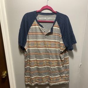 Like new, Mossimo Size XL Henley tshirt